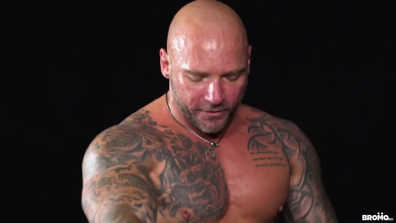 Draven Navarro & Jason Collins in Fantasy Chamber: Nipple Play - BROMO