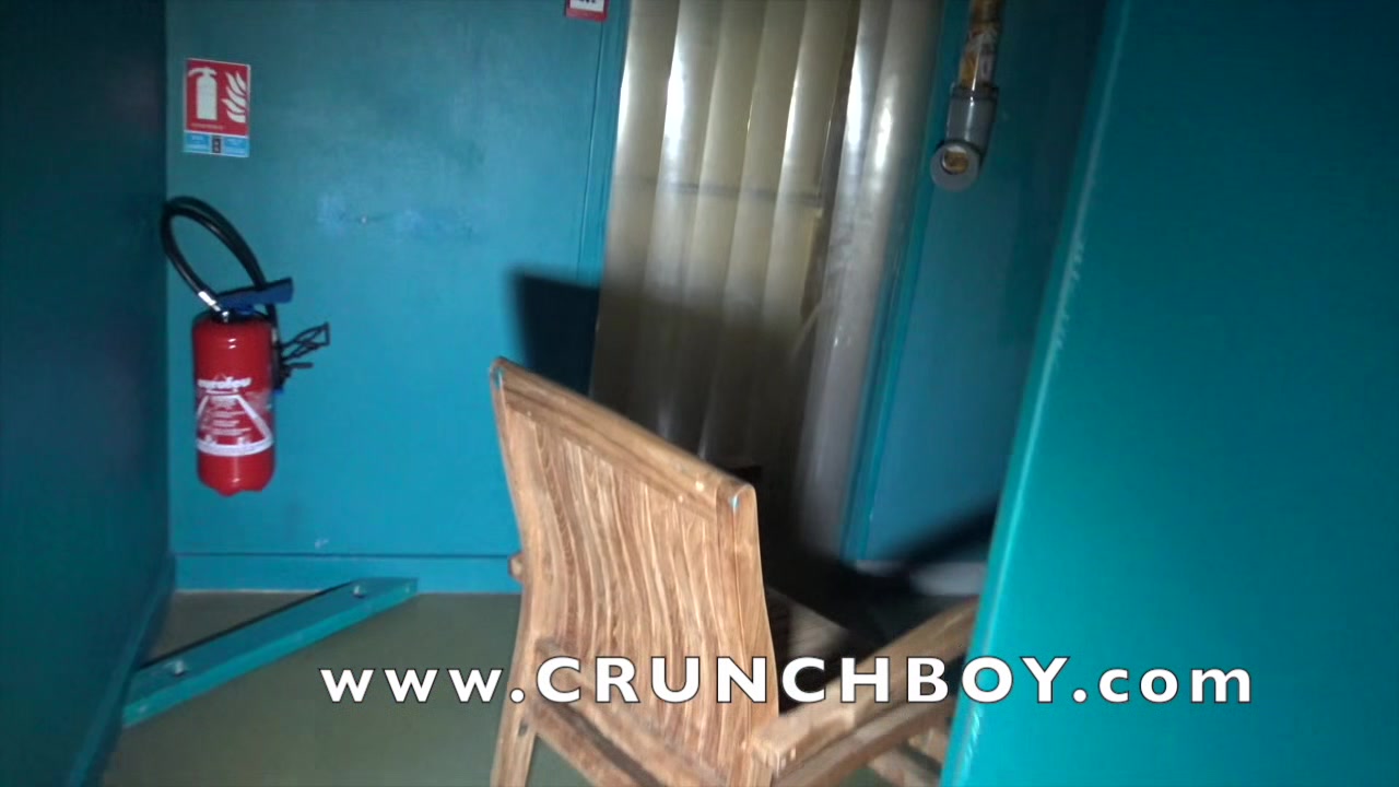 sucker arab cock in glory holes