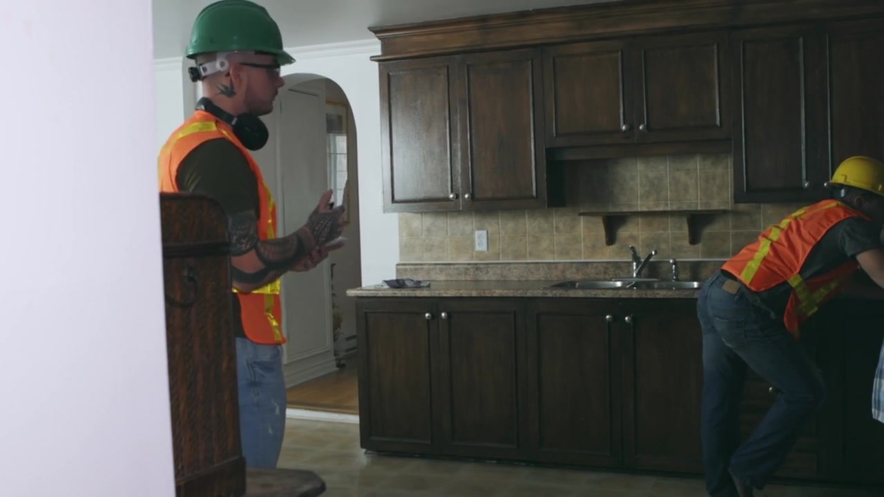 Damien Stone & Theo Ross in Renovate My Hole - MenNetwork