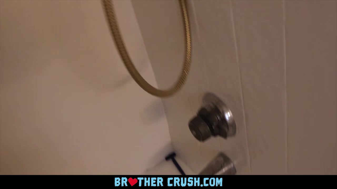 BrotherCrush - Cute Muscular Guy Punishes His Younger Stepbro’s Hole