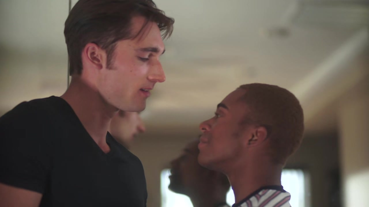 Helix jock Luke Wilder plows bubble butt twink Marcell Tykes RAW