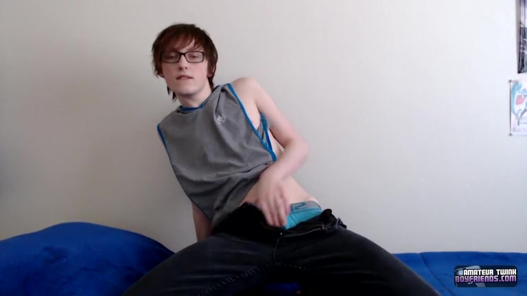 Adorable Little Geek Leo Busts A Load Out - Leo Matthews
