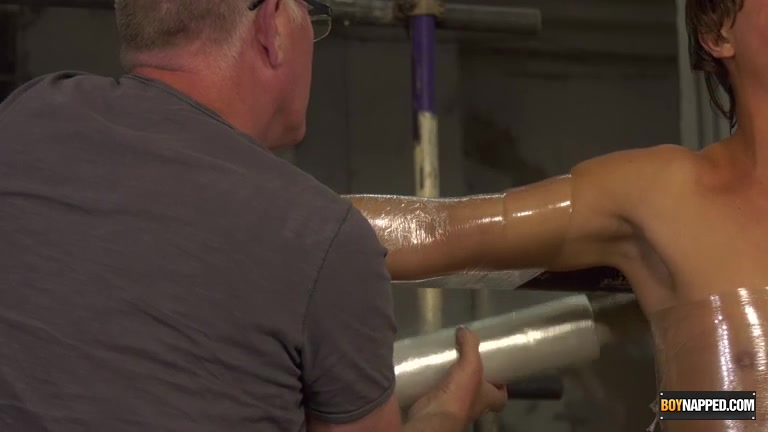 Compression & Cock Draining - Casper Ellis & Sebastian Kane