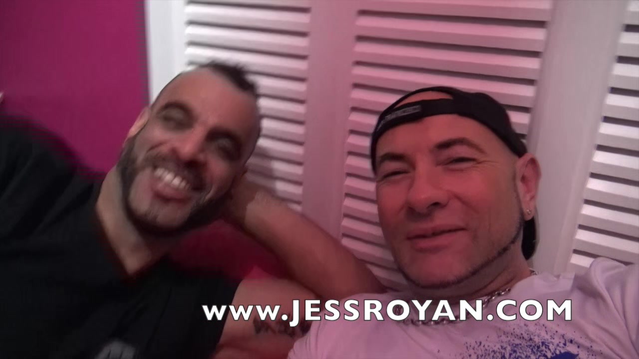 Dadyd fucked bareback by Randy JUNIOR