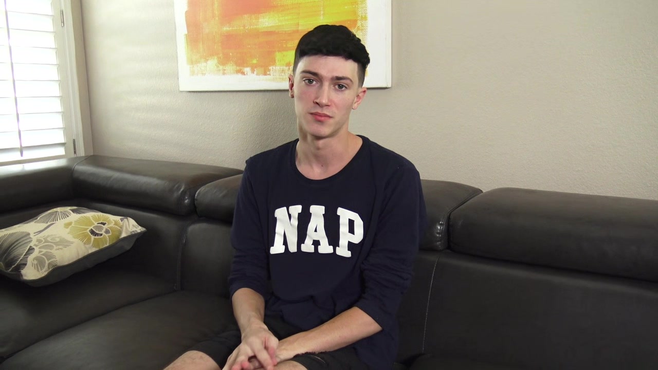 8teenBoy newcomer Kurt Niles shows off his big dick