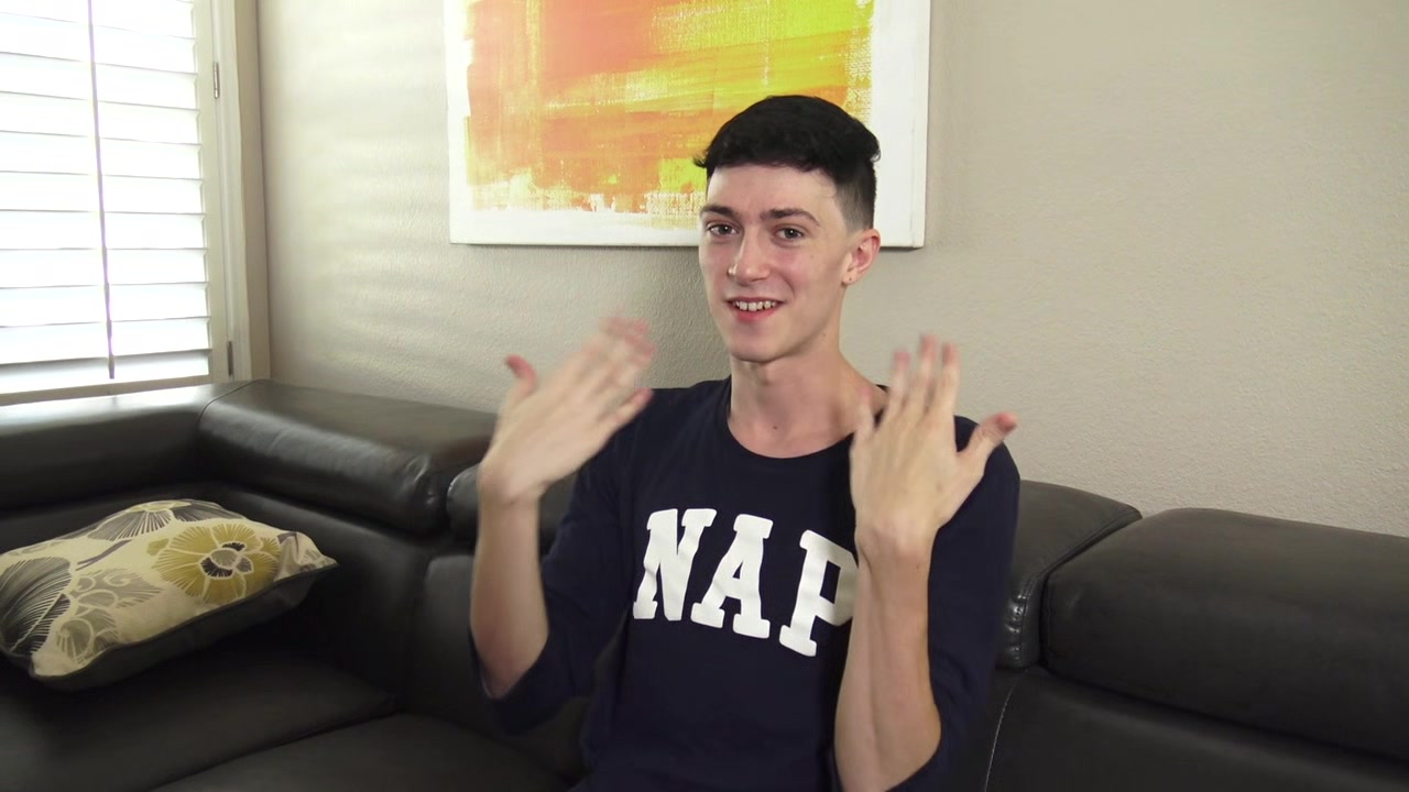 8teenBoy newcomer Kurt Niles shows off his big dick
