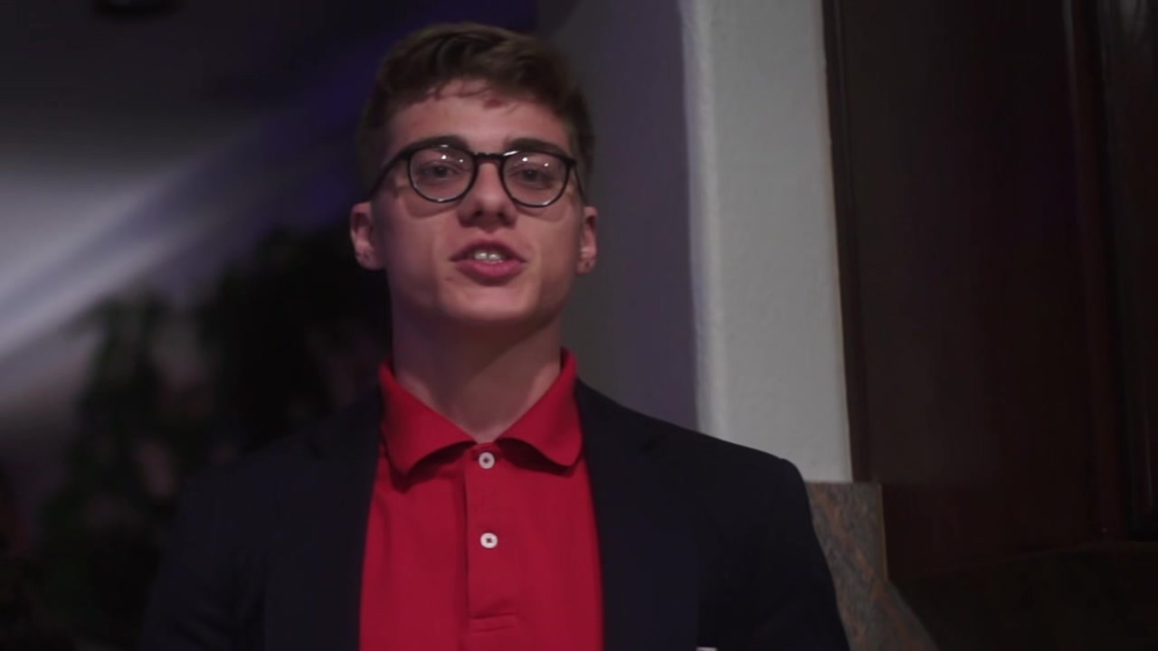 Hung Helix jock Blake Mitchell plows bubble butt twink Dylan Hayes RAW