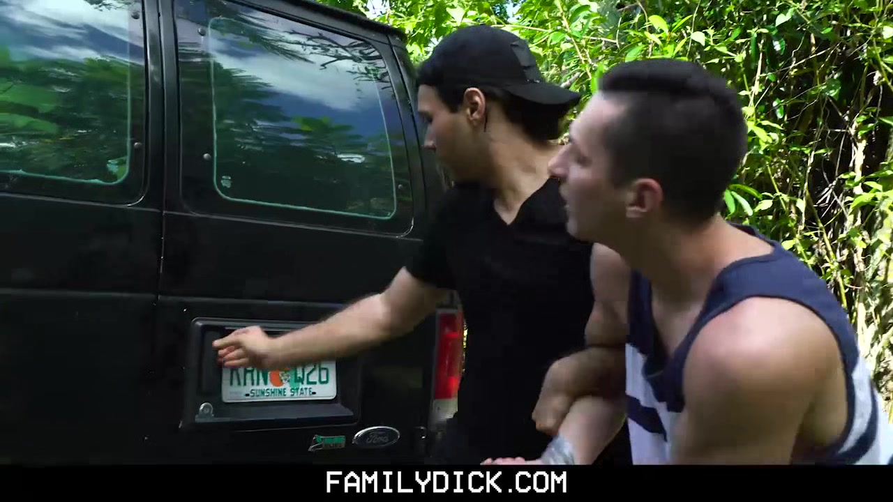 FamilyDick - Muscled Stepdad Pounds His Stepson’s Butt