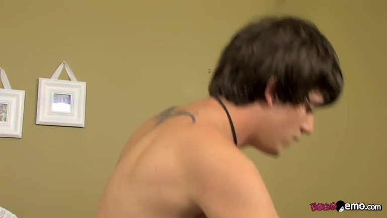 Halloween Candy Surprise! - Jacob Marteny & Jordan Long - HomoEmo