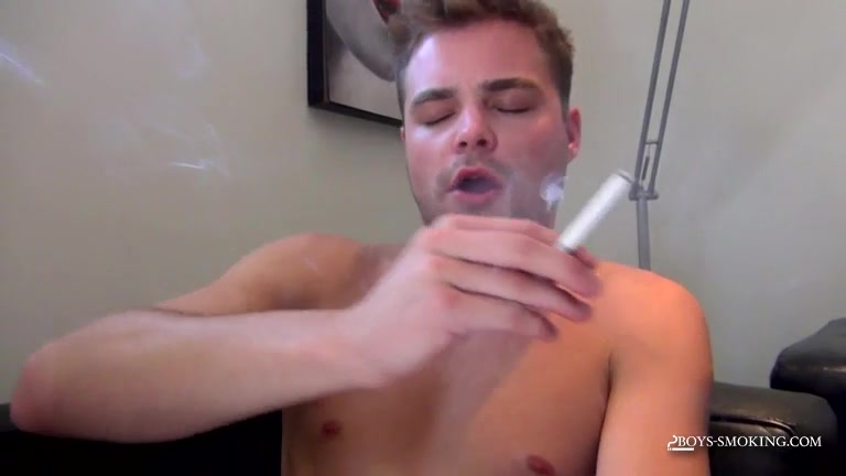 Dustin Fitch Menthol Smoke & Stroke - Dustin Fitch Menthol Smoke & Stroke - Boys-Smoking