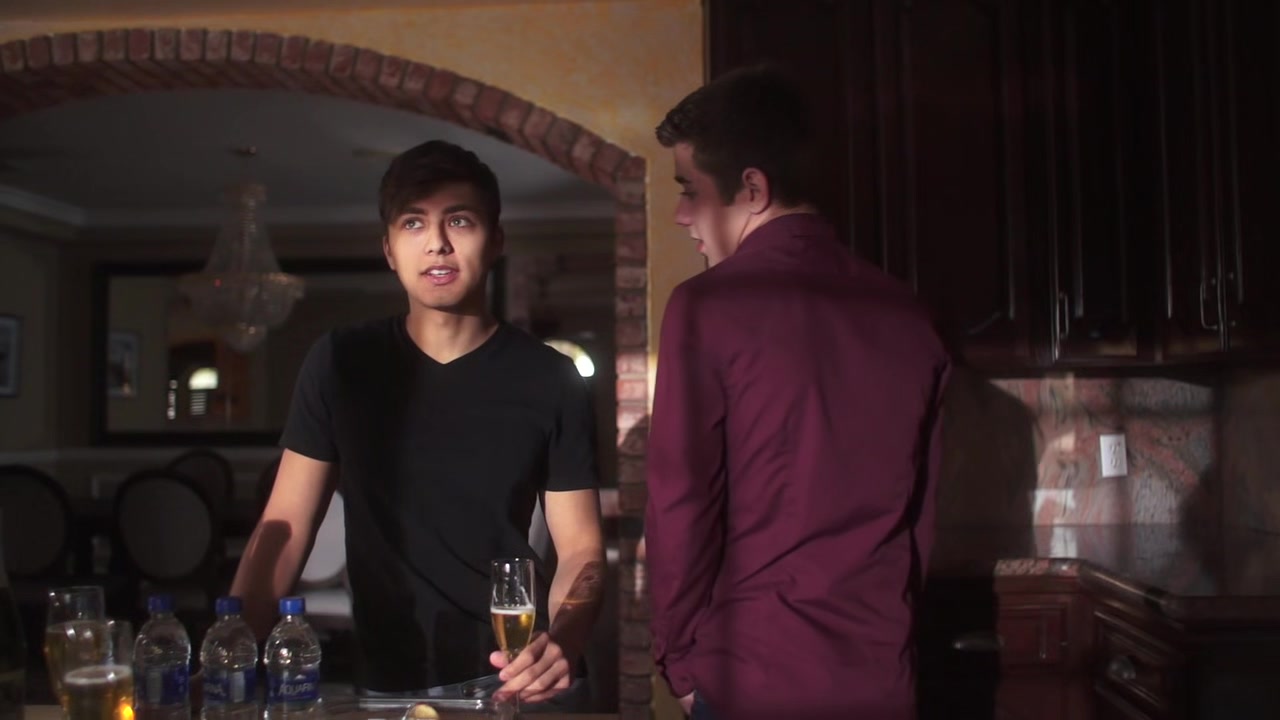 Helix twink Joey Mills fucks his boyfriend Angel Rivera bareback