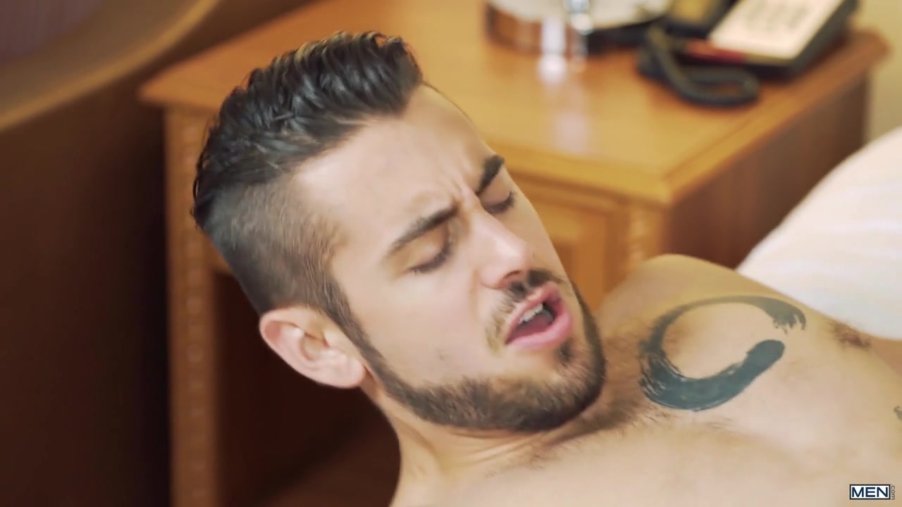 Dante Colle & JJ Knight in On Leave 1 - MenNetwork