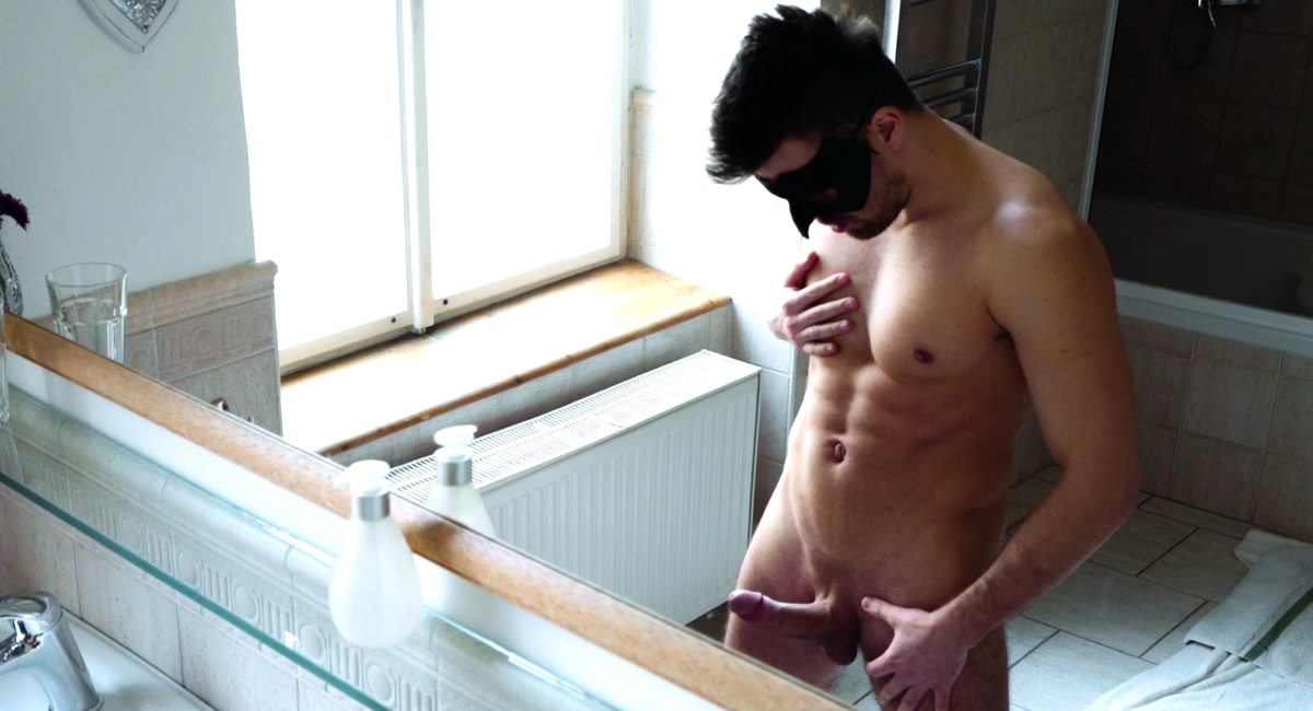 Harry Parker in Harry Paker, Scene #01 - MaskUrbate