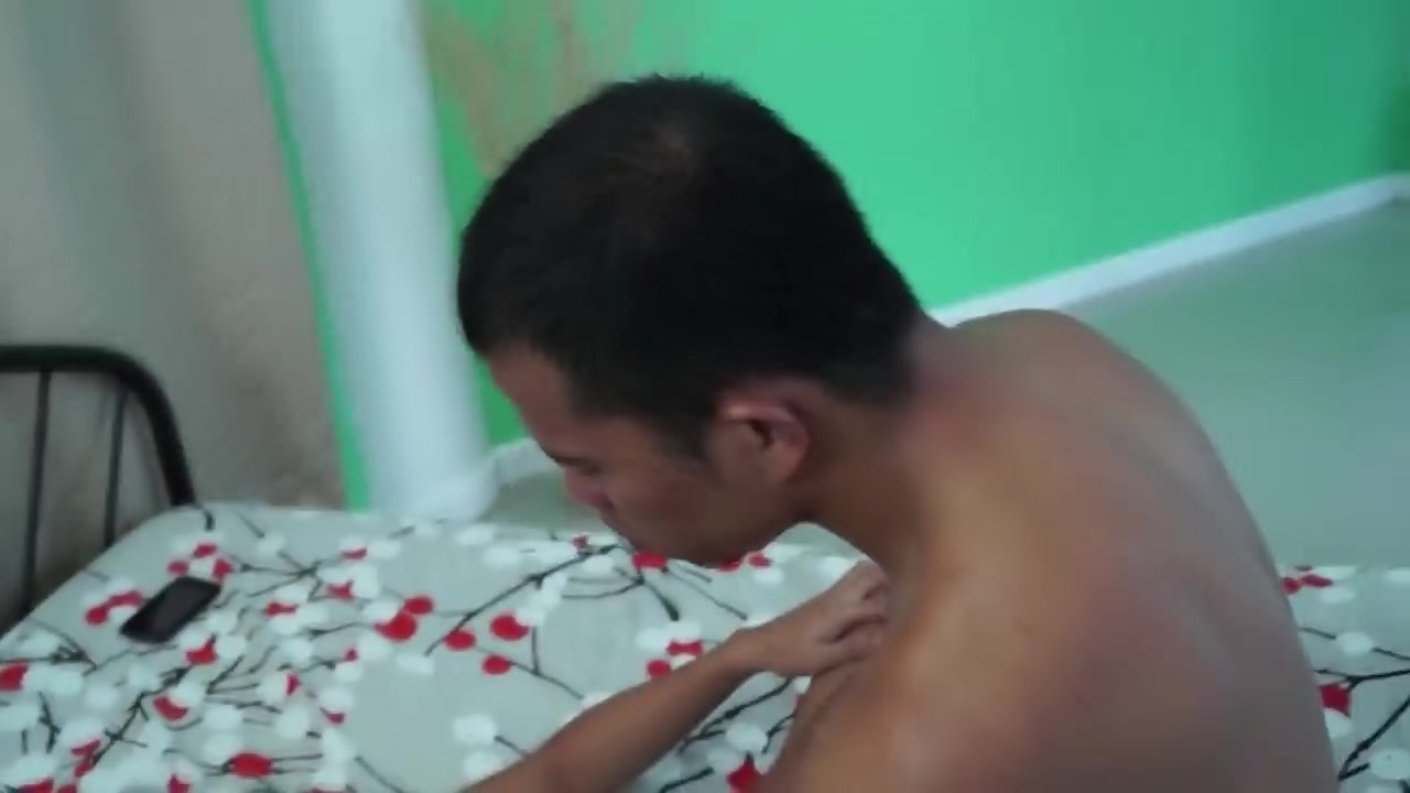 Horny Wet Twinks - GayAsianPiss