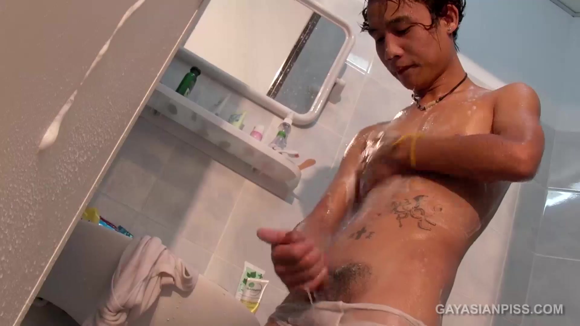 Em Strokes and Pees - GayAsianPiss