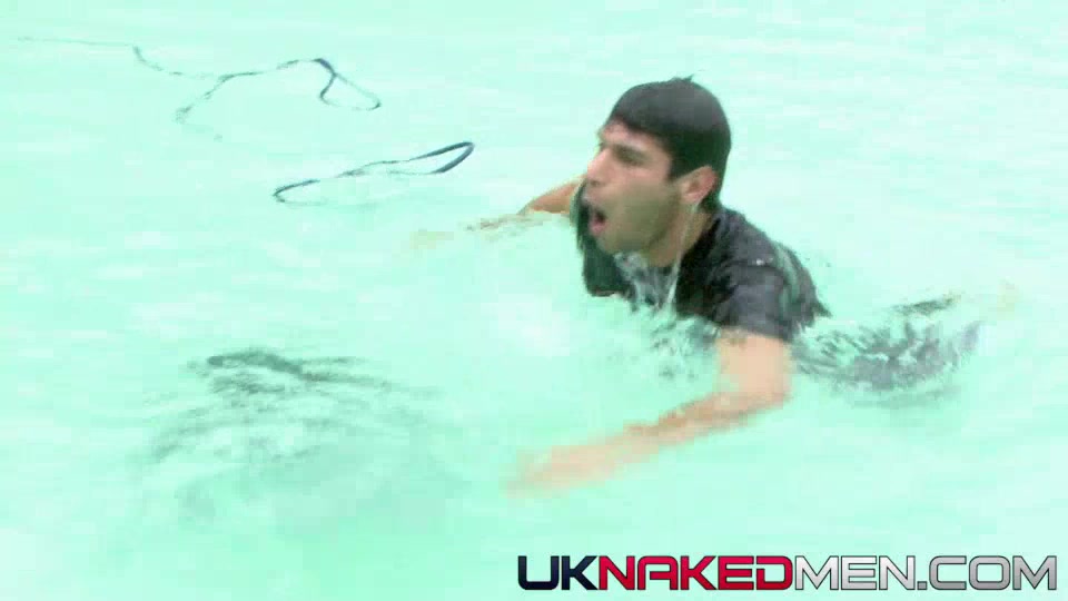 Matt Surfer And Kameron Frost - UKNakedMen
