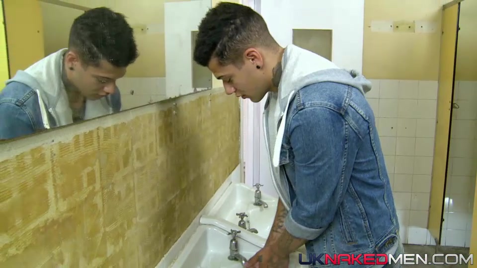 Mickey Taylor & Andrea Surez (Extended Preview) - UKNakedMen