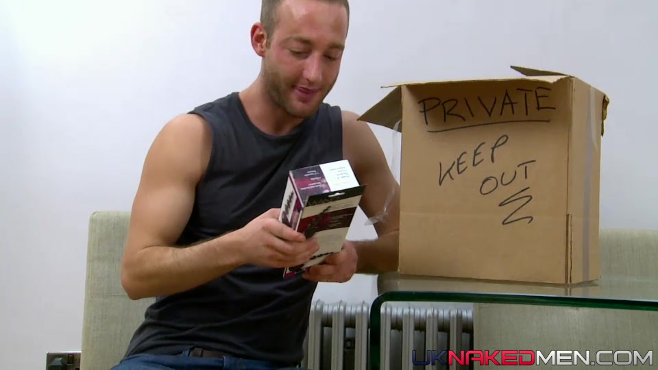 Tom Long & Johnny Kingdom (Extended Preview) - UKNakedMen