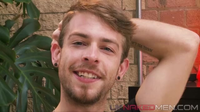 Gabriel Phoenix - UKNakedMen