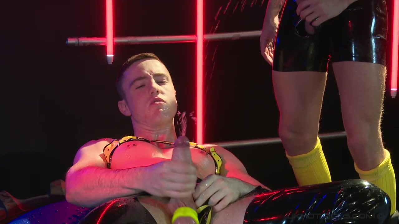 Hard Gear - Hot Wet Rubber - UKHotJocks