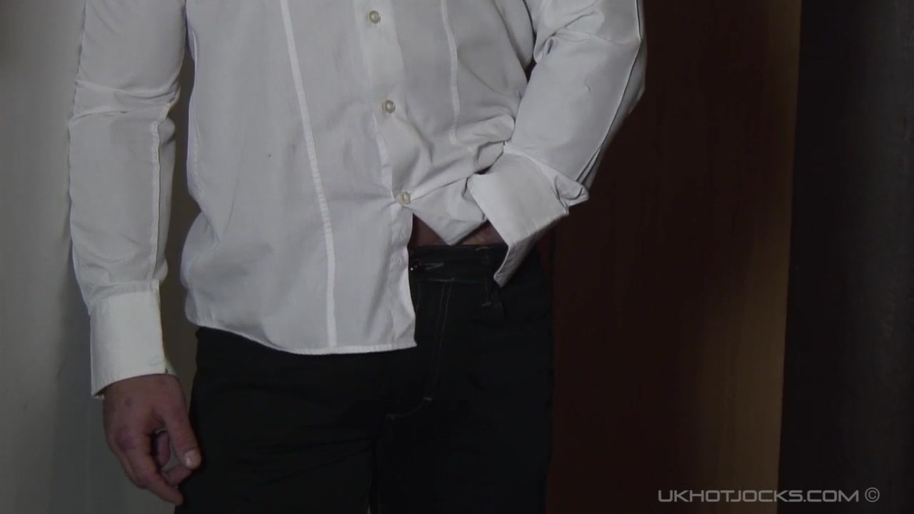 Oriffice Junior - Board Meating - UKHotJocks