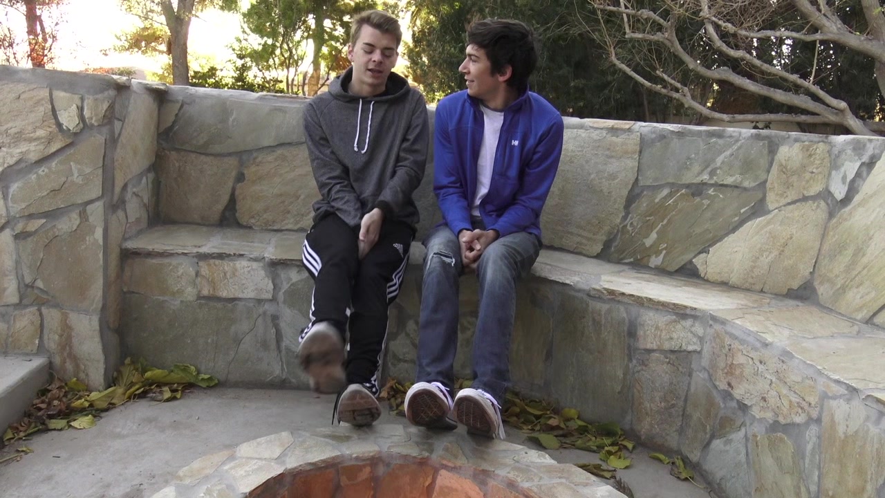 Big dick 8teenBoy twinks Jared Scott & Ethan Helms flip fuck bareback