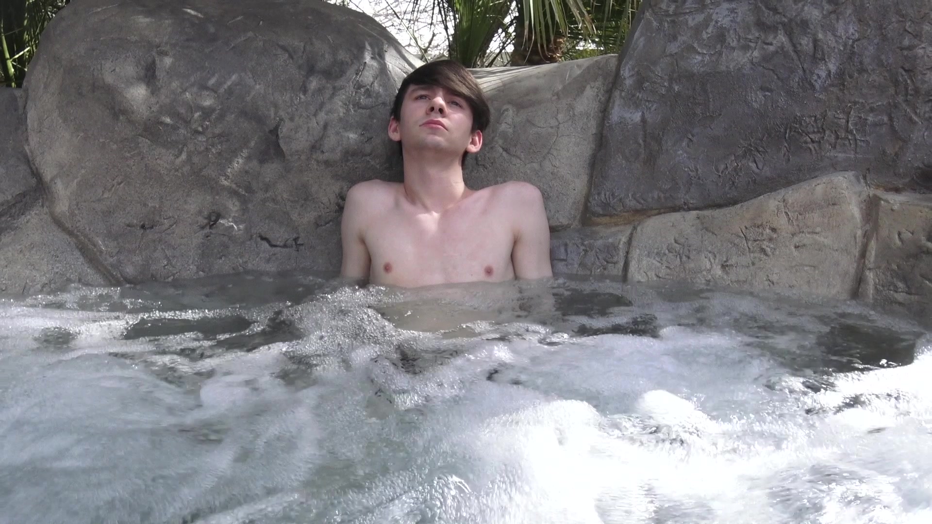 8teenBoy Caleb Gray redhead twink Hunter Graham RAW outdoor hot tub fuck