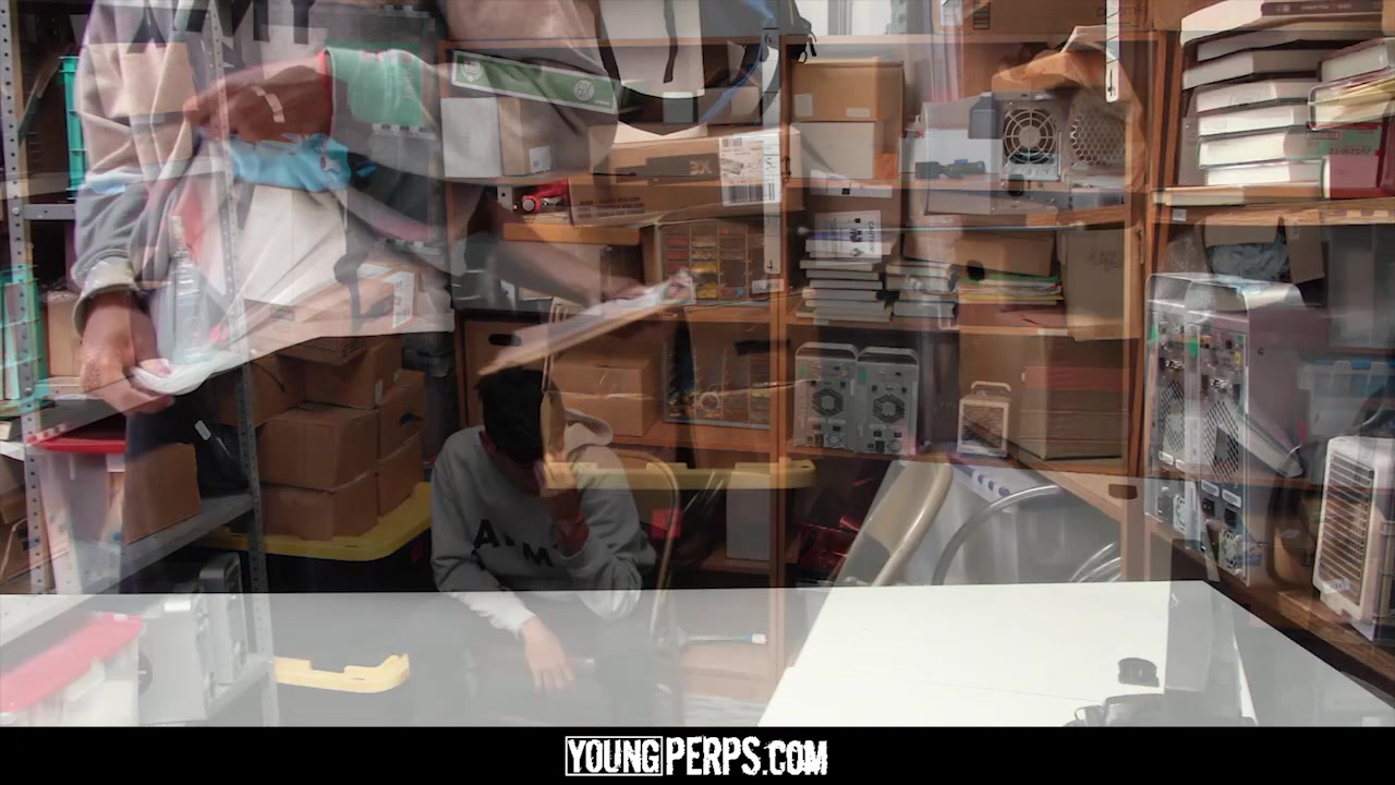 YoungPerps - Latin Guy Used By Security Guard