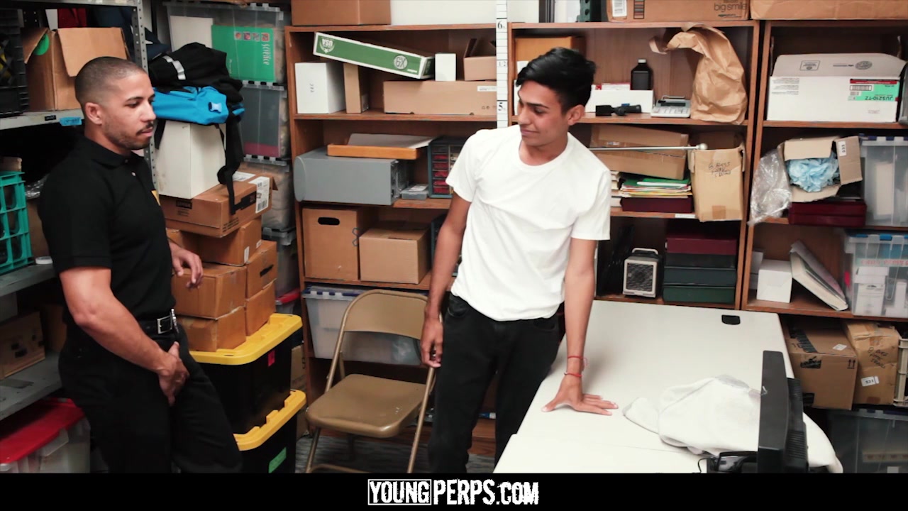 YoungPerps - Latin Guy Used By Security Guard