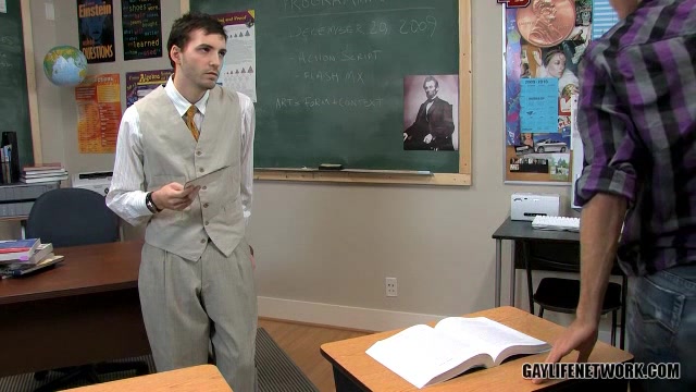 Teacher Plugs student 18+ Asshole - TeachTwinks