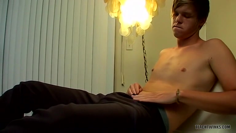 Adorable Twink Colby Loves Cum! - Colby Bonds - TwinklightTV