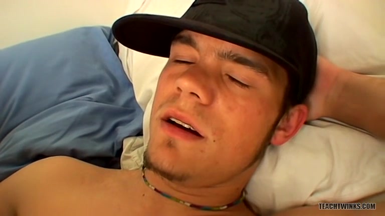 Straight Boy Likes Cock! - Marke And Boomer Jacoby - TwinklightTV