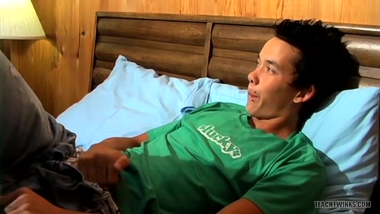 Bi Skater Eats Straight Cum - Riley Wiggins And Wiley - TwinklightTV