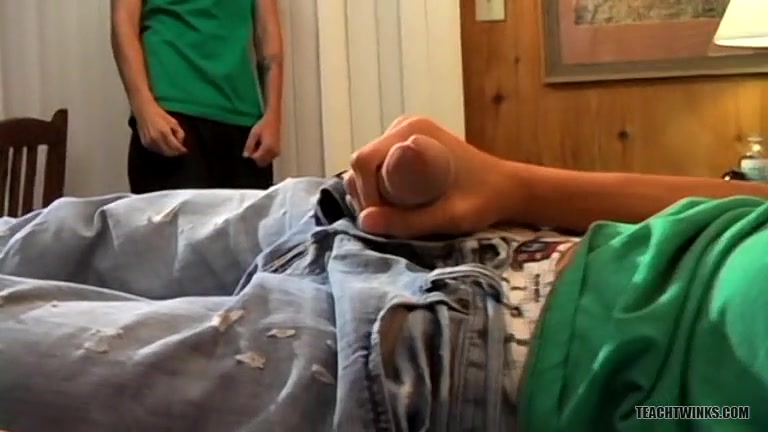 Bi Skater Eats Straight Cum - Riley Wiggins And Wiley - TwinklightTV