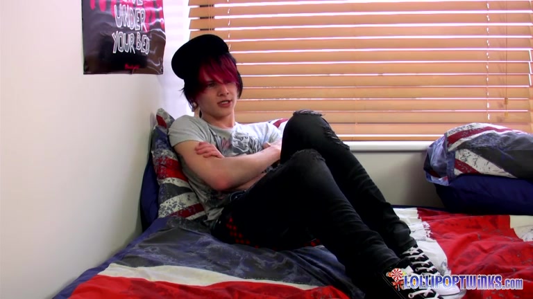 Emo Twink Damien Delivers A Load - Damien Winters - LollipopTwinks