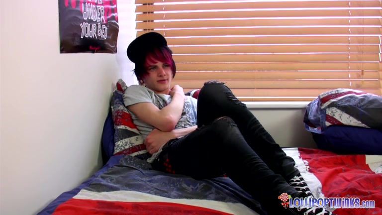 Emo Twink Damien Delivers A Load - Damien Winters - LollipopTwinks