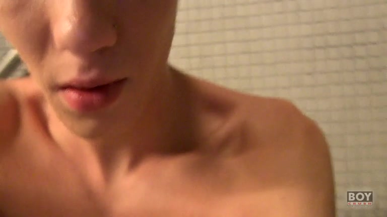 Solo Stroking With Tyler At Home! - Tyler Thayer - BoyCrush