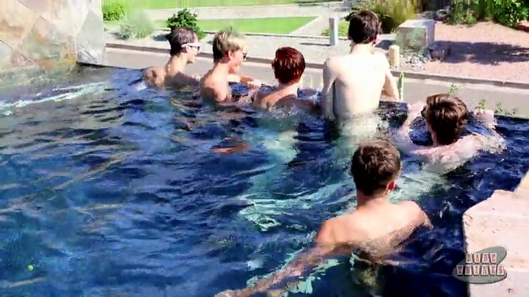 Pool Party Bareback Boys - Elijah Young Jasper Robinson - BoyCrush