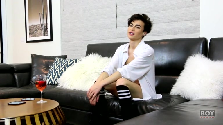 On The Couch With Sexy Greco - Greco Rai - BoyCrush