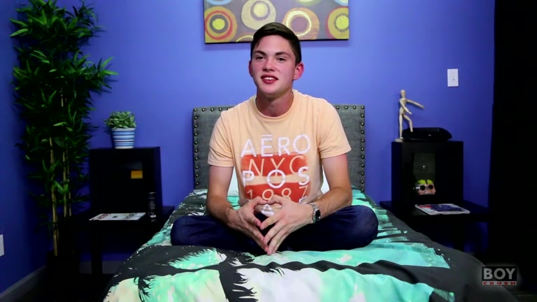 Rubbing One Out With Michael - Michael Klein - BoyCrush