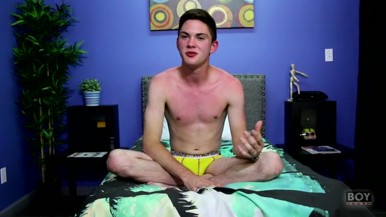 Rubbing One Out With Michael - Michael Klein - BoyCrush