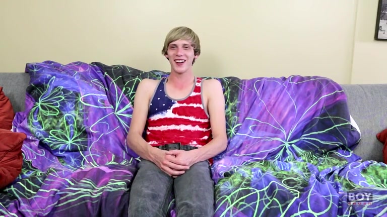 Hung Boy Kyle Is A Bit Slutty - Kyle Rhodes - BoyCrush