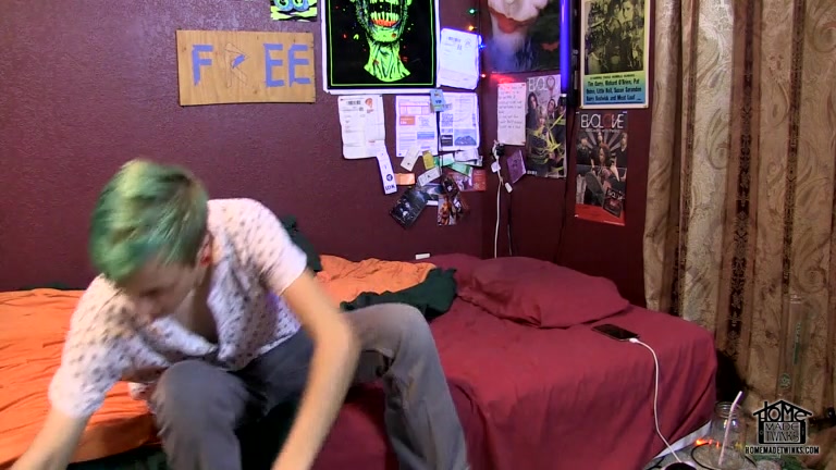 In The Bedroom With Jason - Jason Valencia - BoyCrush
