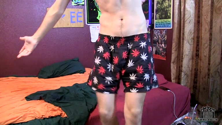 In The Bedroom With Jason - Jason Valencia - BoyCrush