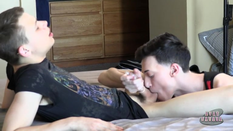 Teaching The Twink Boy Some Things - Austin Lock Kurt Niles - BoyCrush