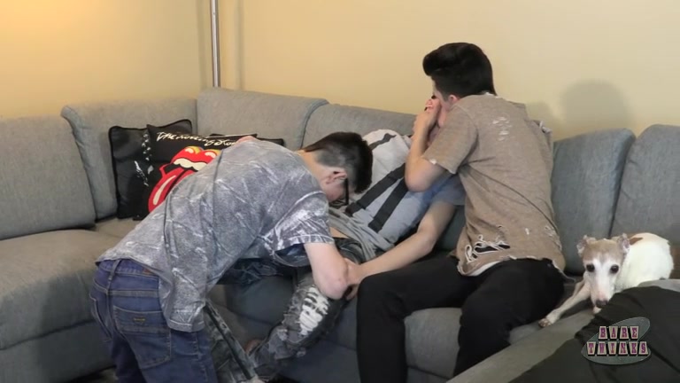 Three Raw Twink Cocks To Share - Cameron Hilander, Damon Diaz Kurt Niles - BoyCrush