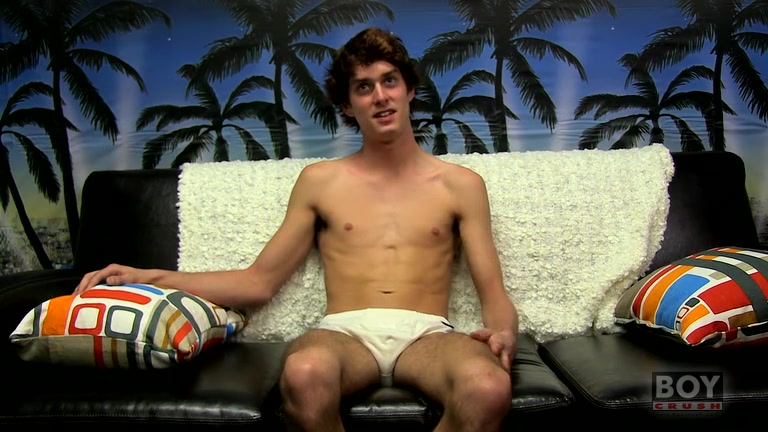 Tyler Woods Interview And Solo - BoyCrush