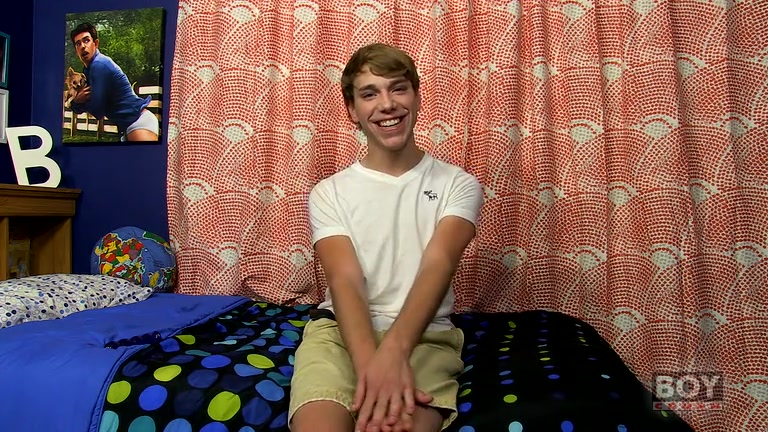 Interview And Solo With JR - JR Adams - BoyCrush