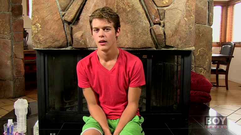 Toy Play With A Gorgeous Boy - Alex Jordan - BoyCrush