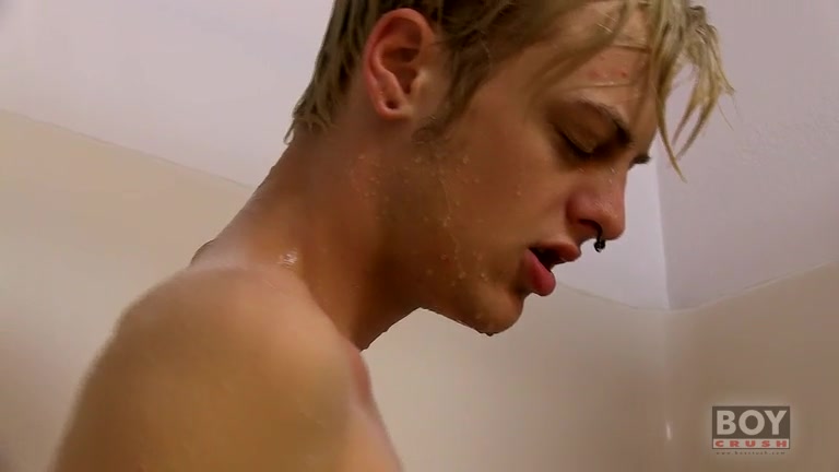 Cock Stroking In The Shower - Jason Valencia - BoyCrush